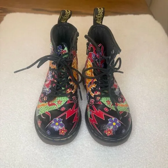 Dr Martens Girls Delaney Boot Psycho Tattoo Size 9 Japanese multicolor Docs - Picture 7 of 11